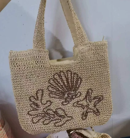 Heegeldatud paberist õlakott broidery mustriga